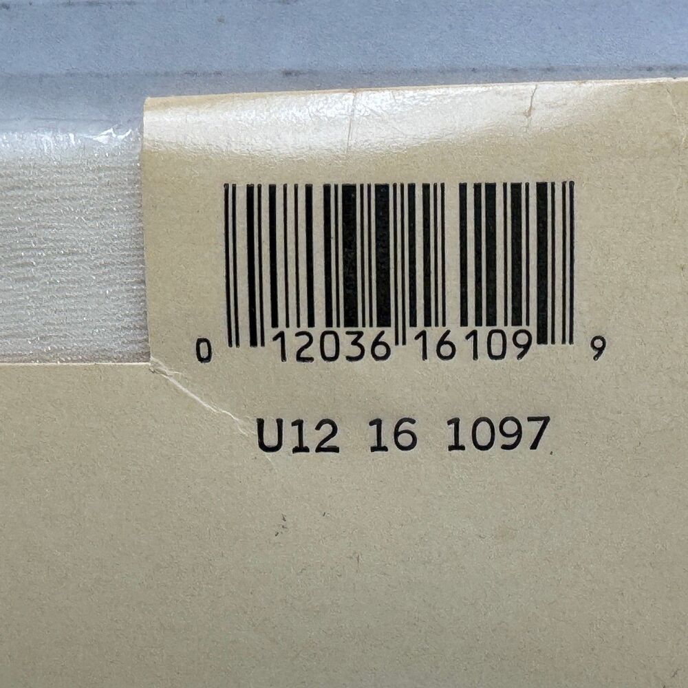 VTG Donna Karan Evening Shimmer Pantyhose Style 278 White Medium Control Top NOS - Picture 4 of 4